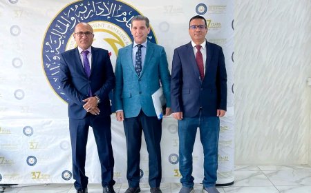 نائب رئيس الأكاديمية العربية يزور فرع اليمن ويشيد بالمستوى المتميّز الذي حققه الفرع