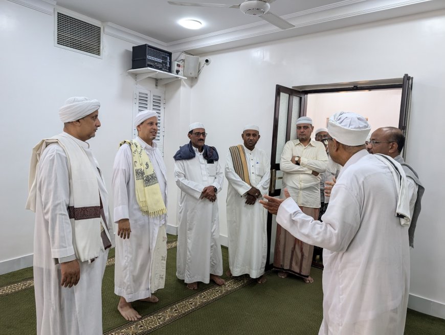 مدير عام مديرية تريم في زيارة لرباط تريم لتدريس العلوم الدينية والعربية