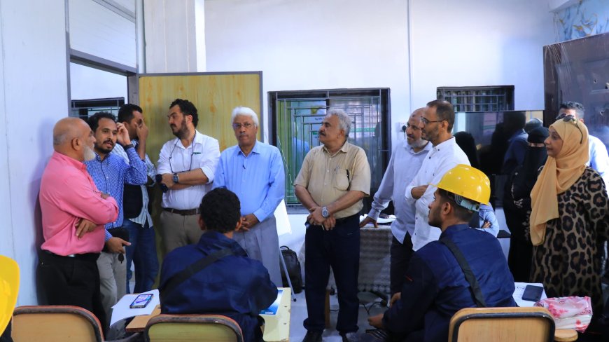 مركز أيادي العطاء التنموية تدشن دورات تدريبية في تقنيات البناء التقليدي وترميم المباني التاريخية بعدن