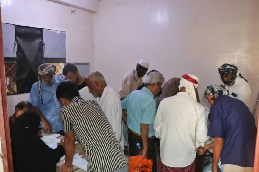 للأسبوع الرابع تواصل هيئة الأراضي بأبين استقبال ملفات المواطنين في مخططات العلم