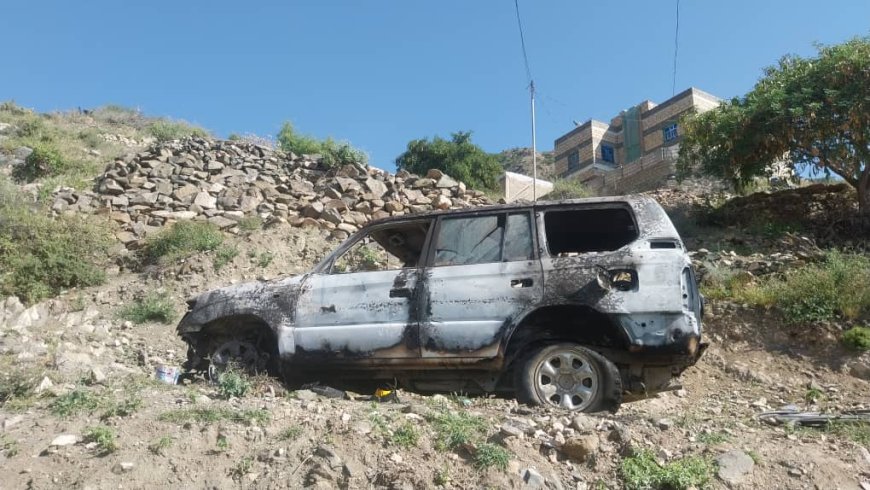 إحراق سيارة المحامي أنيس السعدي بجانب منزله في يافع رصد والفاعل مجهول 