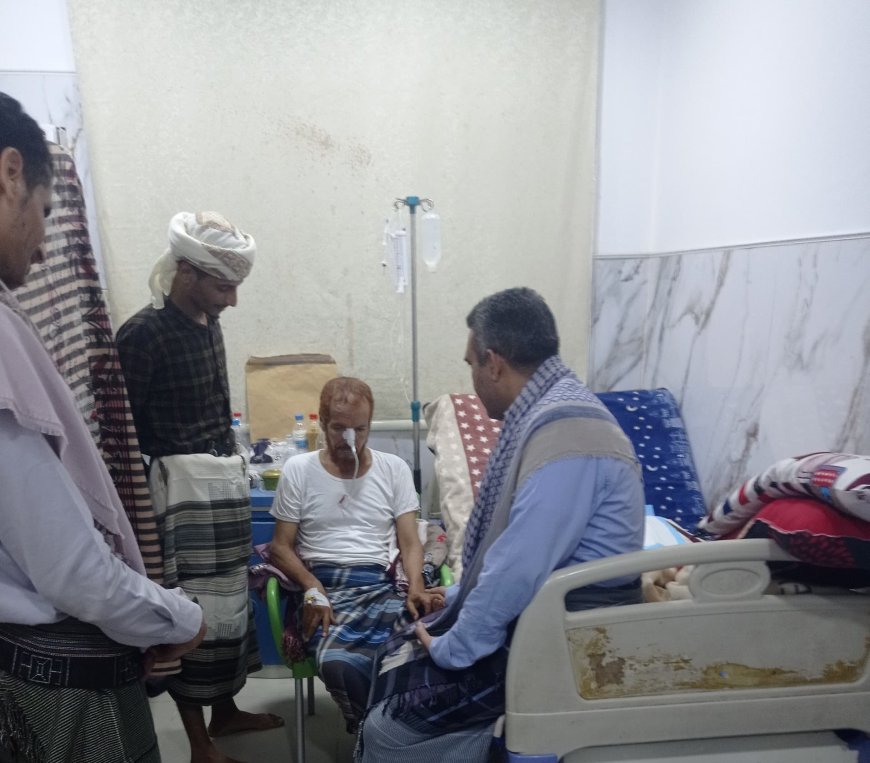 الوكيل الجنيدي يزور عميد الأسرى الجنوبيين المناضل المرقشي ويطالب بسرعة نقله للعلاج في الخارج