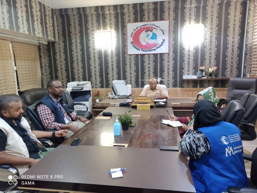 مدير عام مستشفى الصداقة بعدن يناقش مع الهيئة الطبية الدولية سبل التعاون المشترك