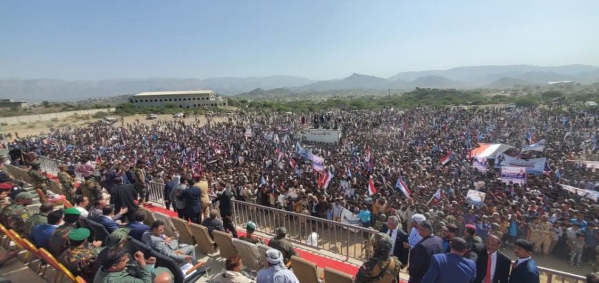 مشهد جماهيري استثنائي في الضالع يبعث رسالة وفاء لثوار أكتوبر