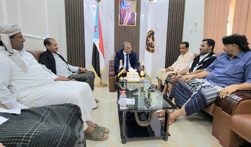 فريق التوجيه والرقابة الرئاسي وانتقالي المهرة يقفان على نتائج احتفالات الذكرى الـ62 لثورة 14 أكتوبر