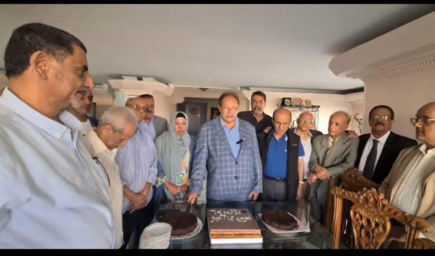 القاهرة.. الأستاذة آمنة محسن رئيسة اتحاد نساء أبين ورئيسة مبادرة "معًا للسلام" تلتقي الرئيس اليمني علي ناصر محمد
