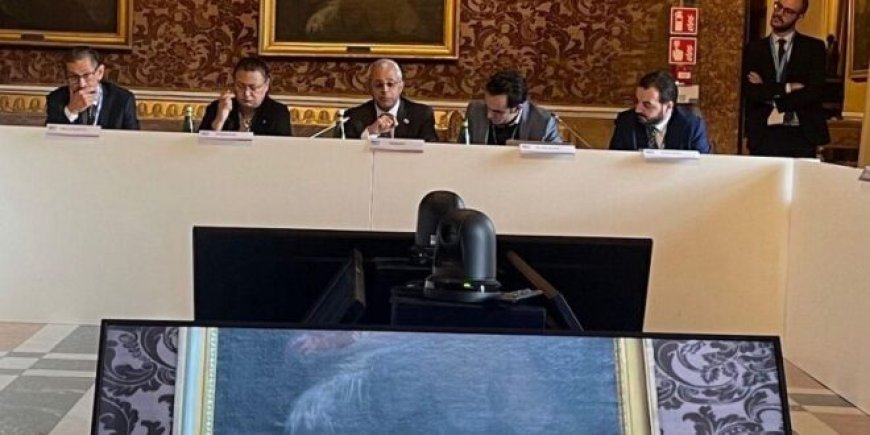 نائب وزير الخارجية مصطفى نعمان يدعو إلى دعم الحكومة اليمنية لحماية الملاحة في البحر الأحمر