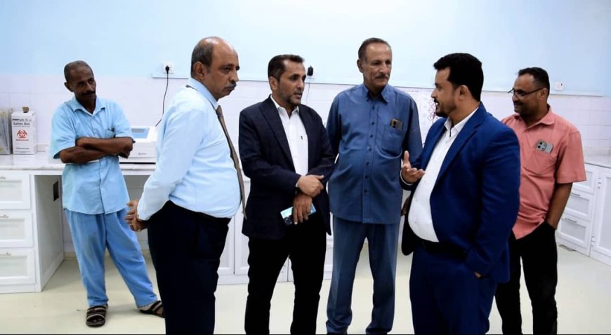 الزامكي يطلع على سير مشاريع التأهيل والتطوير في مستشفى الجمهورية التعليمي بعدن
