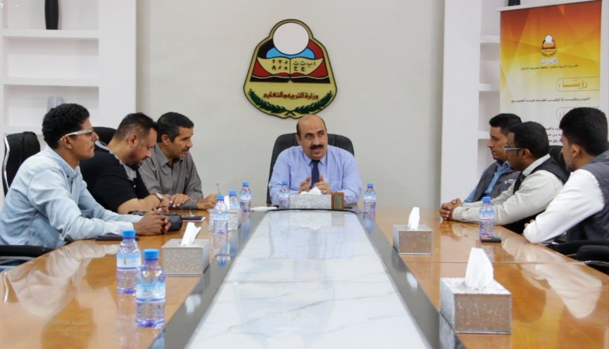 باعباد يثمن الدور المثمر والفاعل لاتفاقيات الشراكات مع المنظمات والمؤسسات والجهات الداعمة لقطاع التعليم في المحافظة