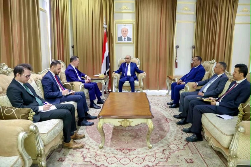 رئيس الوزراء يشيد بالعلاقات الثنائية المتميزة بين اليمن والصين