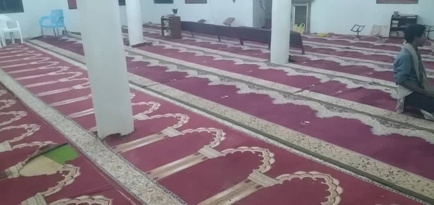 بتوجيهات مدير عام أوقاف شبوة.. نزول ميداني لأوقاف الصعيد لتحديد جهة القبلة في بعض مساجد المديرية