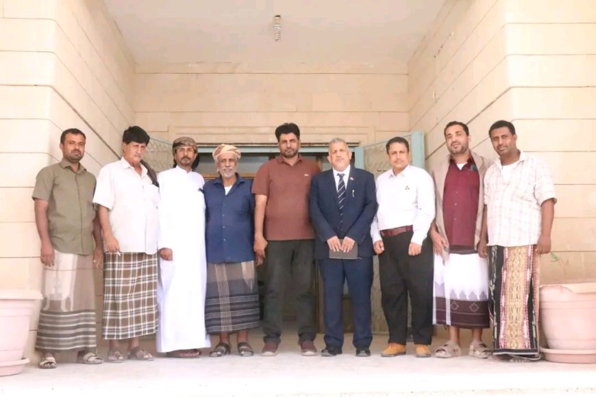 فريق التوجيه والرقابة الرئاسي يطلع على نشاط مكتب الزراعة بمحافظة المهرة