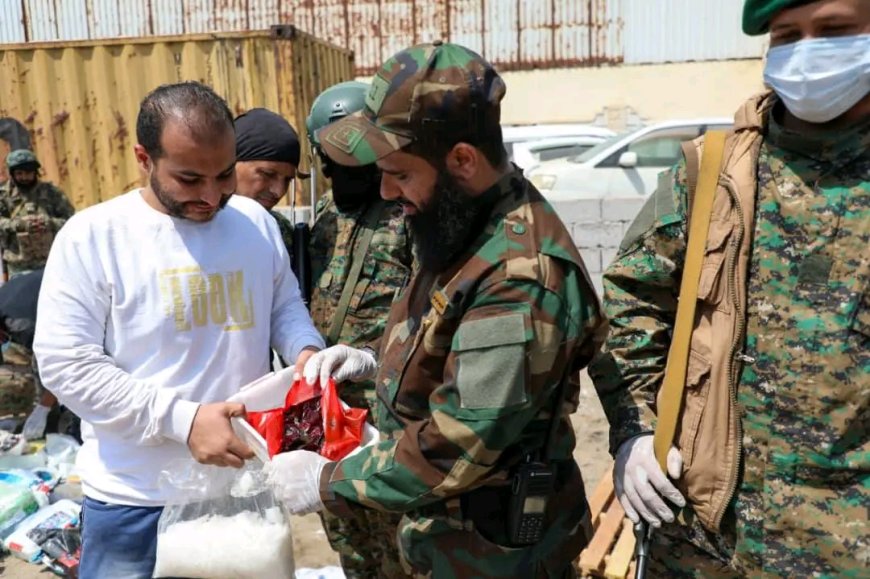 النيابة الجزائية المتخصصة بعدن تتلف طنًّا و8 كيلو من المخدرات ضبطتها الحملة الأمنية المشتركة في ساحل رأس العارة
