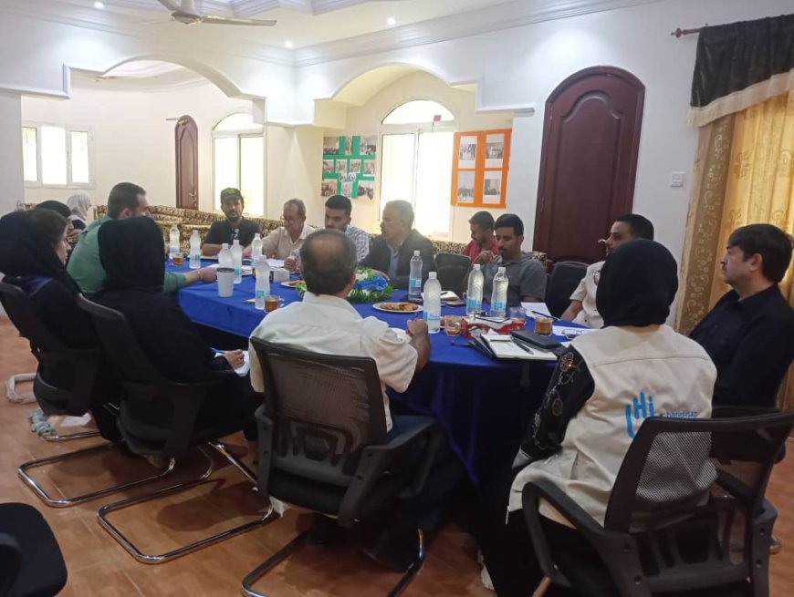 مكتب تنسيق الأعمال المتعلقة بالألغام (YMACC) يعقد الاجتماع الدوري التقييمي الشهري للشركاء المنفذين