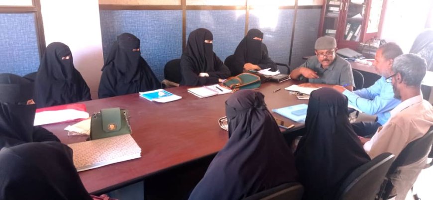مدير التوجيه التربوي بلحج يترأس الاجتماع الدوري لتوجيه الحوطة