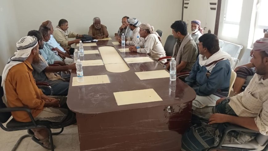 مشايخ وأعيان رَقة بازومح يلتقون بمدير عام ميفعة ويدعون لاتخاذ إجراءات ضد معرقلي التنمية