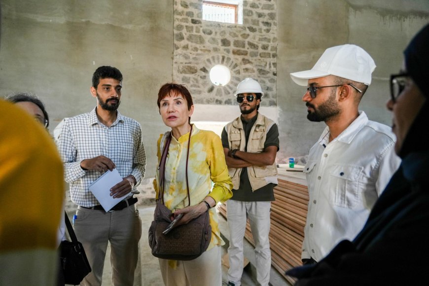 مدير صيرة ووفد فرنسي يزورون مشروع ترميم سينما برافين "أروى" بعدن