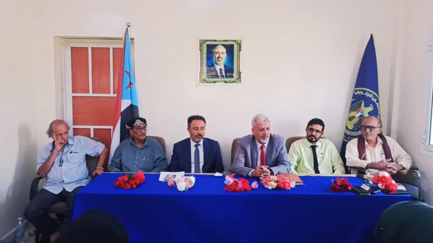 رئيس تنفيذية انتقالي أبين يعقد لقاءً مشتركاً للهيئة التنفيذية لانتقالي المحافظة والهيئة الإدارية لمنسقية الجامعة