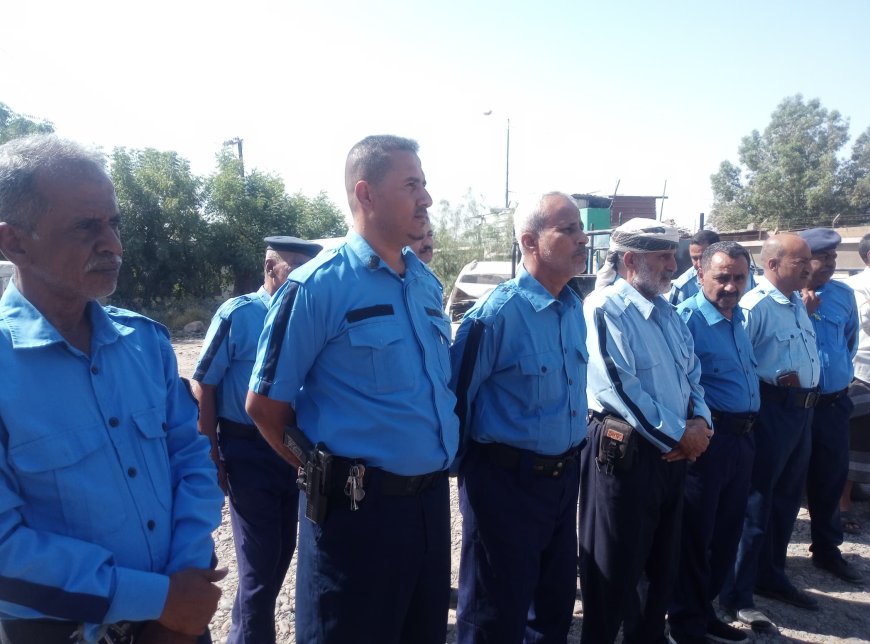 أسبوع ميداني حافل لشرطة مرور لحج بقيادة العقيد القطيبي يعزز الانضباط وينظم الحركة المرورية بالمحافظة