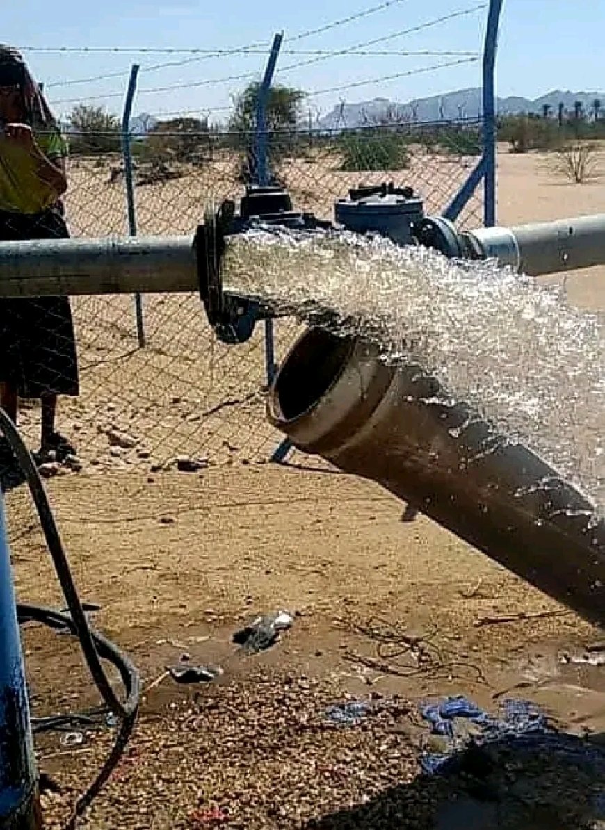 مؤسسة مياه عتق تعيد تشغيل إحدى الآبار المتوقفة في حقل العوشة بدعم ومتابعة المحافظ بن الوزير