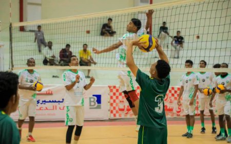 برعاية المحافظ بن ماضي وتمويل البرنامج السعودي لتنمية وإعمار اليمن.. المكلا يتخطى وحدة شحير ويجدد آماله بالتأهل ويشعل المنافسة مع أهلي الغيل