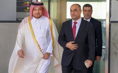 رئيس الوزراء يصل إلى الدوحة للمشاركة في القمة العالمية الثانية للتنمية الاجتماعية