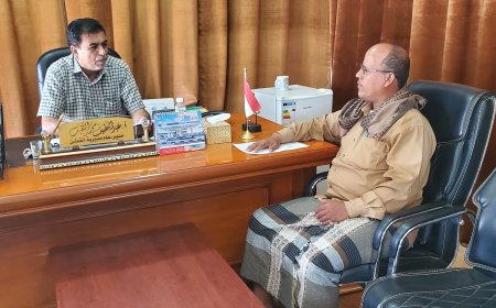 مدير عام مديرية القطن يلتقي مدير مكتب الإحصاء ويتسلم الإصدار الجديد من كتاب الإحصاء