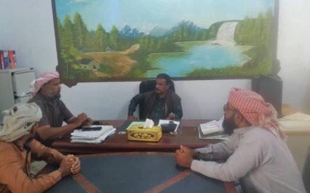 مدير تربية شبام يتفقد سير العملية التعليمية بمدرسة بامعدان للتعليم الاساسي ويشيد بجهود إدارة المدرسة في استقرار الدراسة