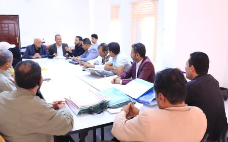 لقاء في تعز لبحث إدراج ضحايا “محرقة القاطرة” ضمن كشوفات شهداء وجرحى الحرب