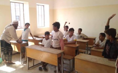 مدير مكتب التربية بمديرية الوضيع يقوم بزيارة تفقدية إلى محور السواد التعليمي