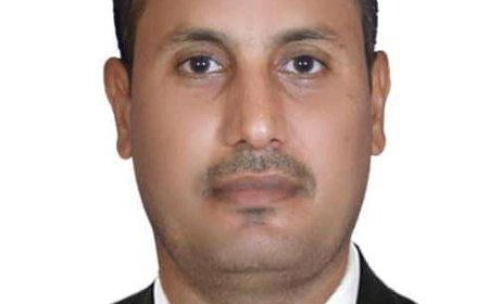 خبير اقتصادي يطالب بخفض أسعار الصرف بدلاً من رفع السعر الجمركي