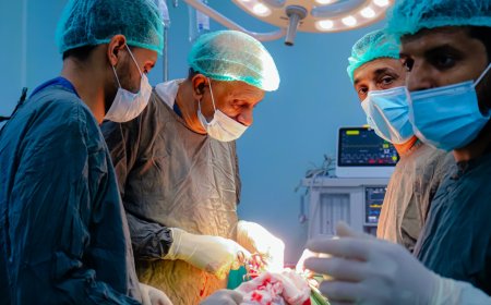 بدء العمليات الجراحية في المخيم الجراحي الثالث المجاني بمستشفى عدن التعاوني الخيري