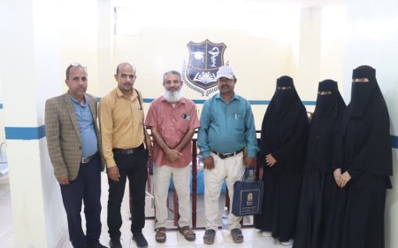 مدير إدارة المعاهد الصحية يتفقد سير العملية التعليمية في معهد إبن النفيس بمدينة جعار ويشيد بالجهود المبذولة