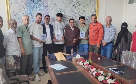 إدارة أهلي عدن تكرم ابطال بطولة الكرة الشاطئية