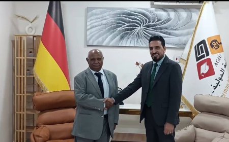 مدير مستشفى الصداقة يبحث مع رئيس الجامعة الألمانية سبل تعزيز الشراكة الأكاديمية والطبية