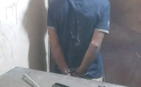 أمن لودر يلقي القبض على متهم بسرقة أسلاك كهربائية