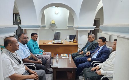 مدير عام مديرية تريم يلتقي وكيل وزارة التربية والتعليم لمناقشة سير تنفيذ مشروع التغذية المدرسية