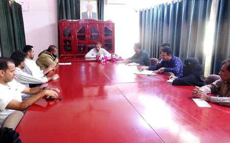 محافظ أبين يعلن دعمه للقمة الشبابية ويؤكد على تمكين الكفاءات الشابة في المحافظة 