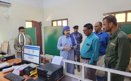 مدير عام مديرية تريم يتفقد مبنى فرع الاحوال المدنية والسجل المدني بالمديرية