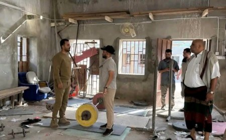 رئيس نادي التلال يتفقد مشروع تأهيل مبنى النادي