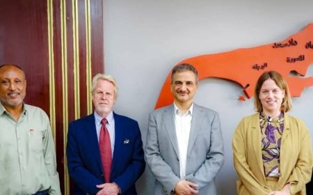 لملس يبحث مع وفد حكومي هولندي سبل تطوير مؤسسة مياه عدن