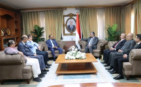 وزير النقل يلتقي سفير بلادنا في مصر ويبحث معه أوجه التعاون والتنسيق بين الوزارة والسفارة