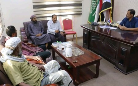 باتيس يبحث مع اللجان المجتمعية تعزيز الشراكة لخدمة المواطنين بمدينة المكلا