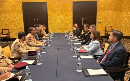 رئيس الأركان يبحث في “حوار المنامة” تعزيز التعاون العسكري ودعم اليمن