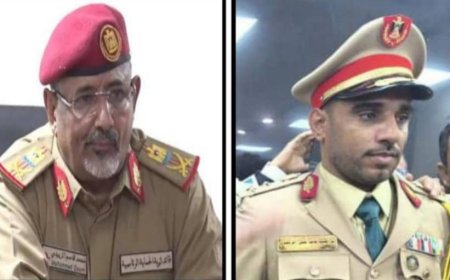 اللواء الركن محمد قاسم الزُبيدي يهنئ العميد إبراهيم قائد بمناسبة نيله زمالة كلية الدفاع الوطني