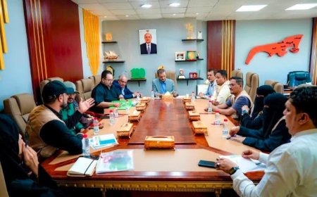 محافظ العاصمة عدن يشدد على تكاتف الجهود لحماية البيئة والأراضي الرطبة ومواجهة تغيّر المناخ