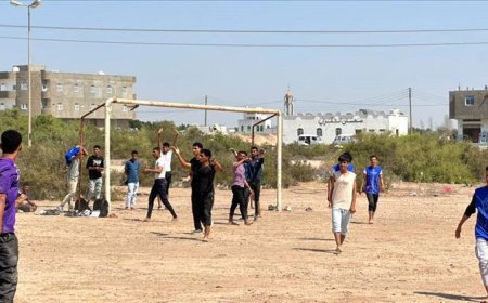 كلية الحقوق بجامعة عدن تدشن الأنشطة الطلابية للعام الجامعي الجديد في أجواء مفعمة بالحماس