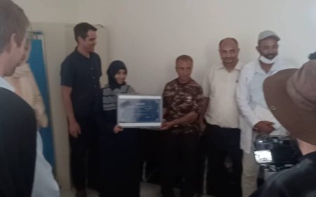 وفد من السفارة الهولندية يتفقد عددا من المنشآت الصحية بمديرية الضالع