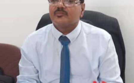 مدير الشؤون الاجتماعية بمديرية المنصورة بعدن يدين انتهاك حقوق الطفل بحرمانه من الاسم والنسب