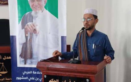 رئيس مؤسسة الصفوة يشارك في حفل افتتاح المحكمة الصورية والمكتبة العلمية ومعمل الحاسوب بجامعة الوسطية بعدن